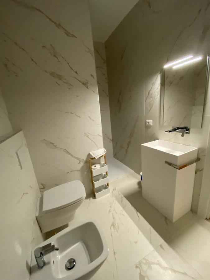 Villa Castello Only Room ลีโมเนซุลการ์ดา ภายนอก รูปภาพ