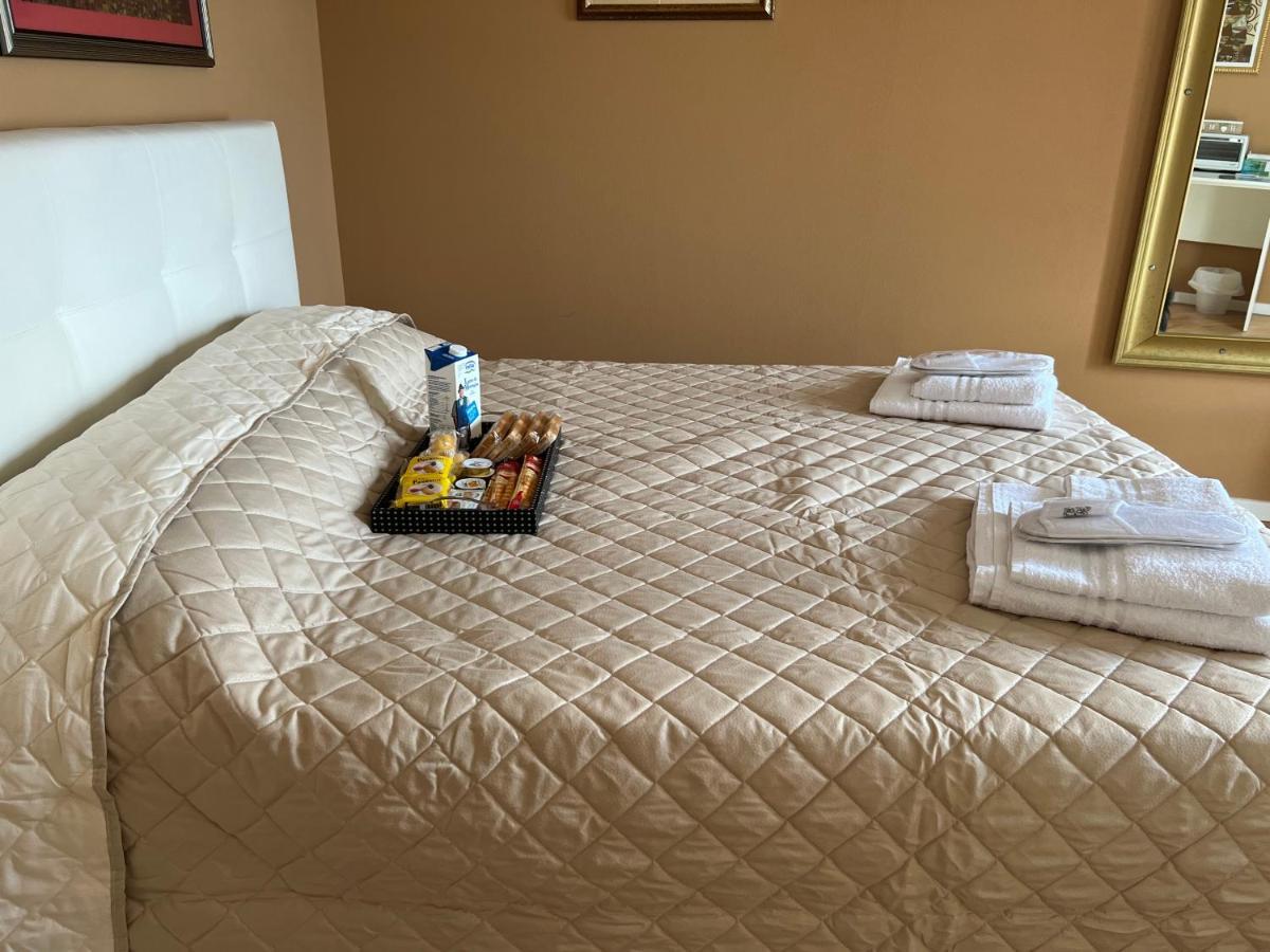 Villa Castello Only Room ลีโมเนซุลการ์ดา ภายนอก รูปภาพ