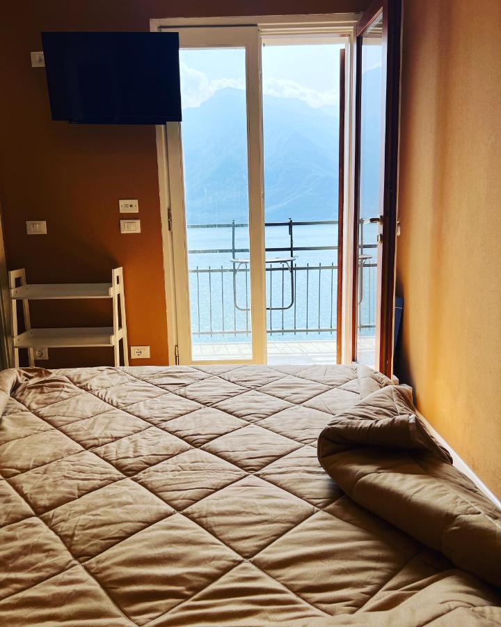 Villa Castello Only Room ลีโมเนซุลการ์ดา ภายนอก รูปภาพ
